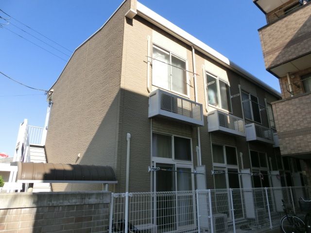 建物外観　作草部駅まで徒歩３分の便利な立地です。