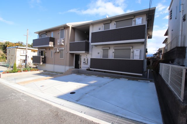 建物外観　同一施工会社同一仕様写真