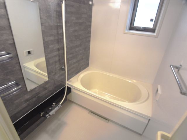 バス・シャワールーム　お風呂