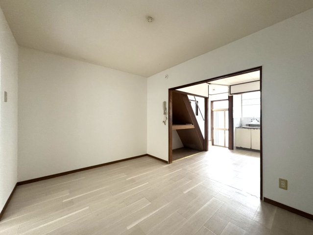大宮玄琢北町貸家の居間写真