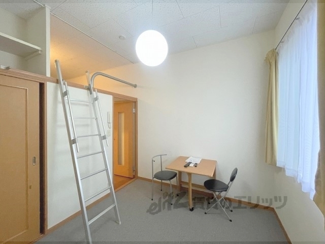 居室・リビング　洋室