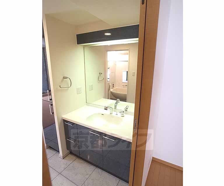 バルコニー　大きなバルコニーです。