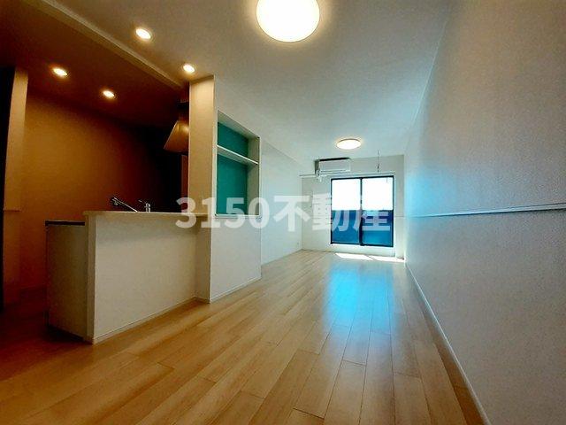 居室・リビング　居間です