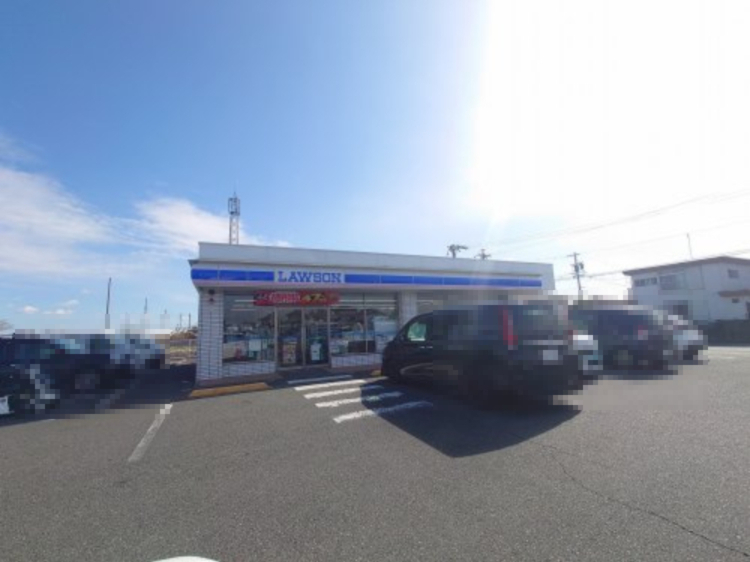 コンビニ　ローソン　柳津佐波店（コンビニ）まで739m