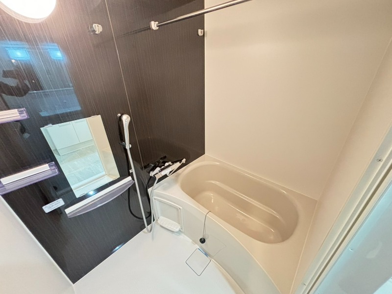 バス・シャワールーム　別号室イメージ