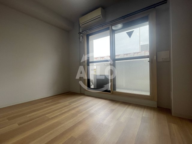 居室・リビング　Re-be東三国　洋室