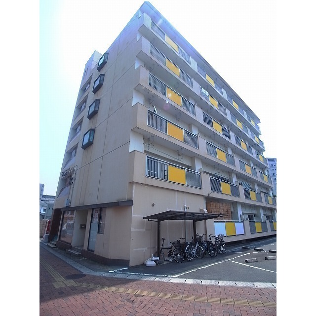 エントランス　毎日通るエントランスはこのようになっています