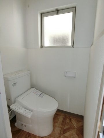 トイレ　清潔感のあるトイレです