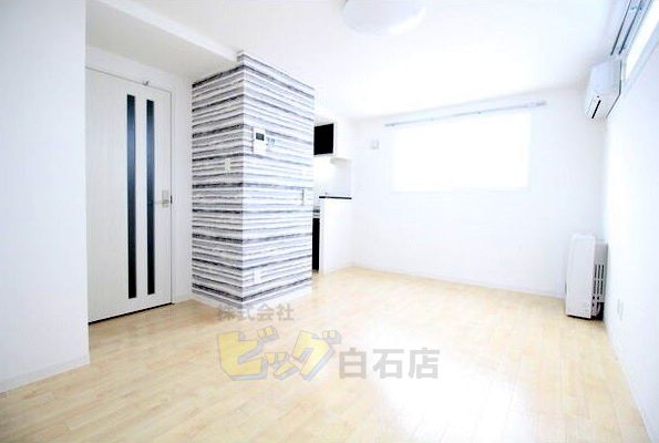 居室・リビング　お洒落なデザイナーズマンションです♪