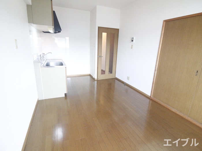 居室・リビング　現状が異なる場合は現状優先となります