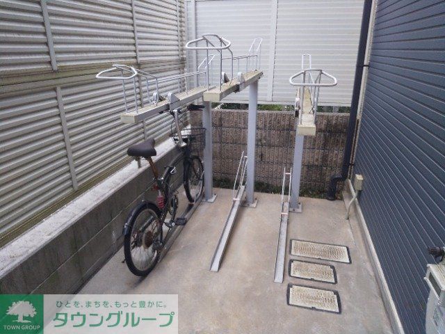 駐車場　駐輪場