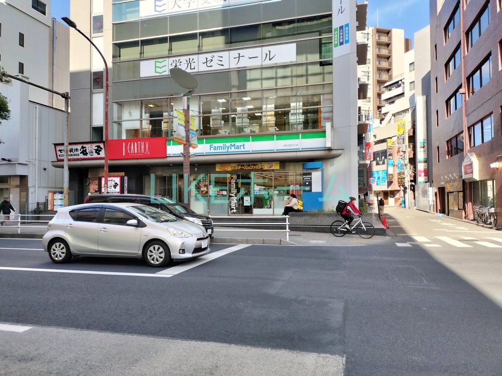 コンビニ　ファミリーマート　津田沼（コンビニ）まで750m