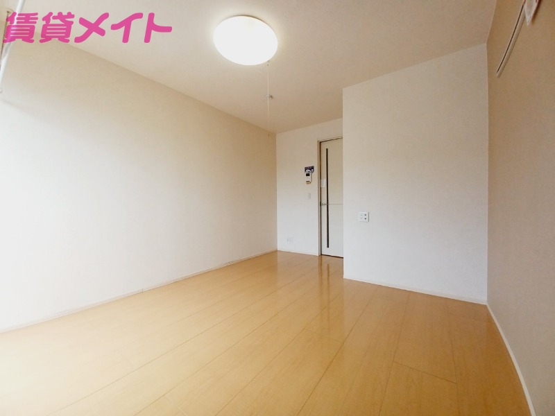 居室・リビング　別部屋参考写真です