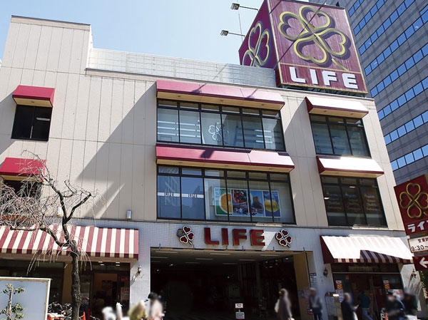 スーパー　ライフ渋谷東店（スーパー）まで890m