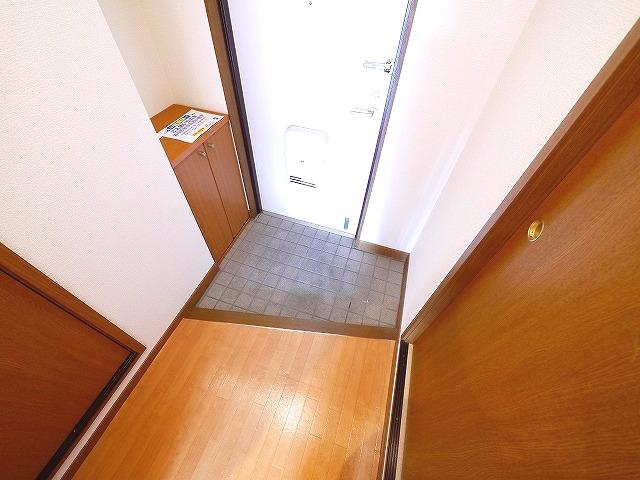 玄関　シンプルで使いやすい玄関です