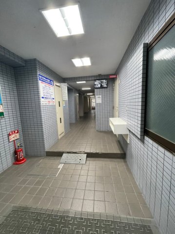ロビー　★ ★ 口コミ２００件以上　評価４.９のお店 ★ ★