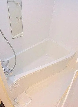 バス・シャワールーム　別部屋の画像を使用しております。