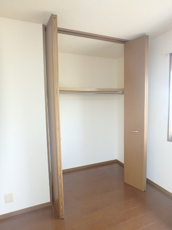 収納　図面と現状に相違がある場合には現状を優先