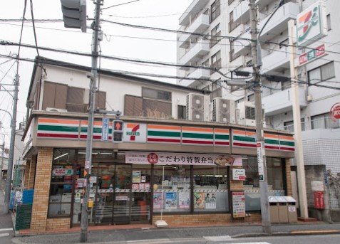 コンビニ　セブンイレブン 田端3丁目店（コンビニ）まで2587m