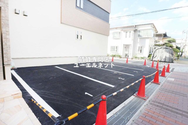 駐車場　敷地内駐車場あり◎