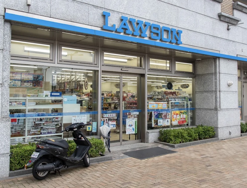 コンビニ　ローソン一之江七丁目店（コンビニ）まで151m