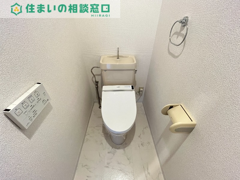 トイレ　同型