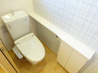 トイレ　画像は202号室です（参考）画像は202号室です（参考）