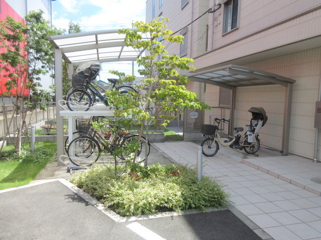 その他共有部分　★植栽がある綺麗な共用部★