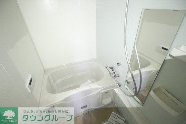 バス・シャワールーム　別部屋の写真になりますので実際のお部屋内見願います。