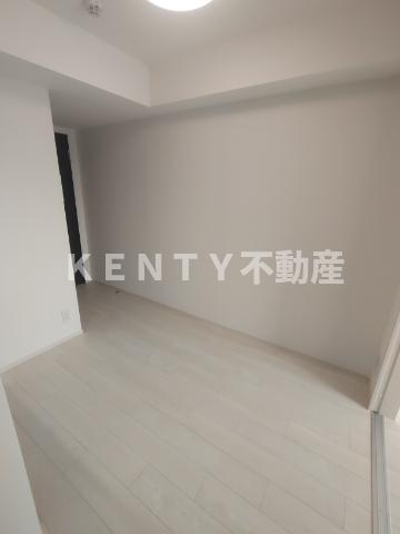 その他部屋・スペース　落ち着いて過ごせるお部屋なので、寝室にいかがでしょうか