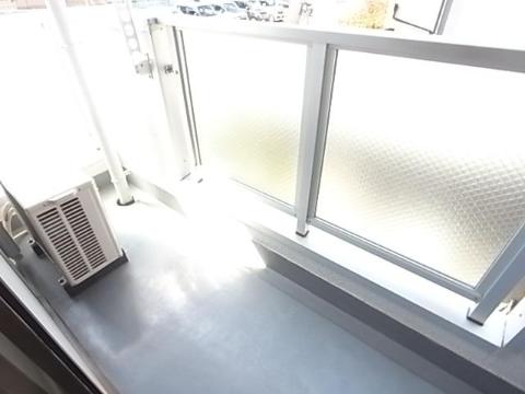 バルコニー　ベランダ