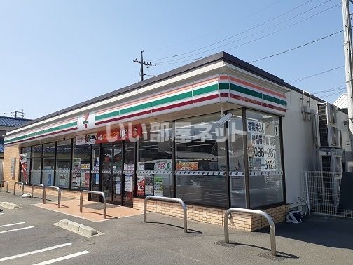 コンビニ　セブンイレブン 岡山小山店（コンビニ）まで236m