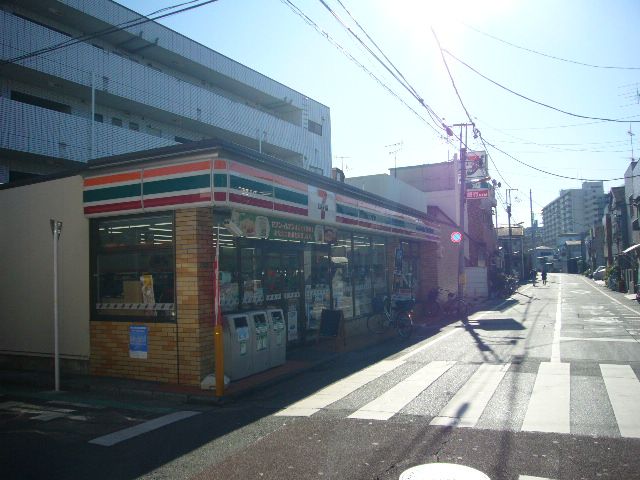その他　セブンイレブン足立柳原２丁目店（その他）まで180m