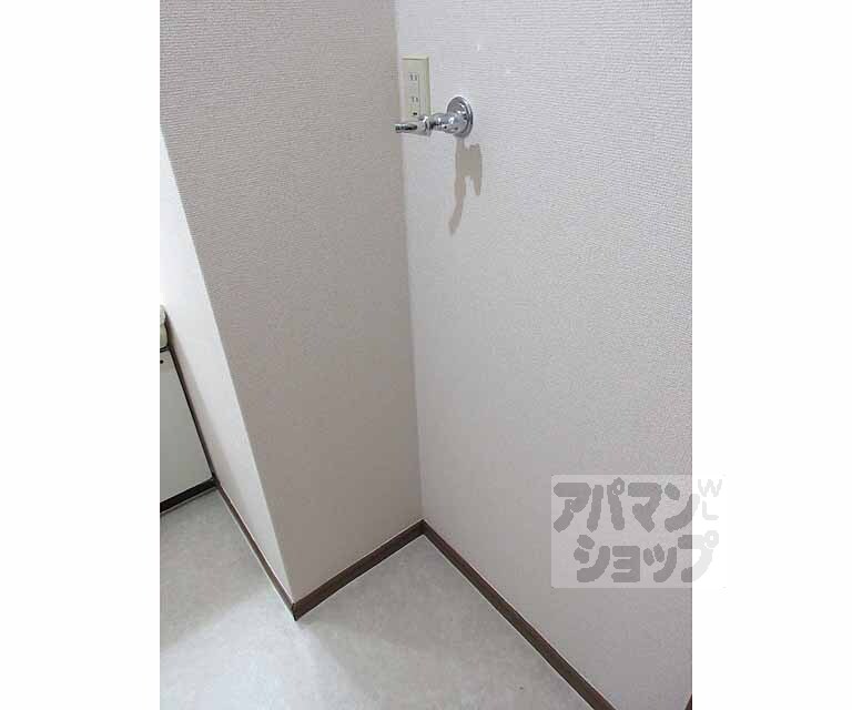 その他設備　室内に洗濯機置けます・