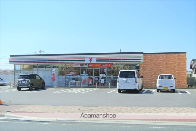 コンビニ　セブン－イレブン知多朝倉町店（コンビニ）まで663m