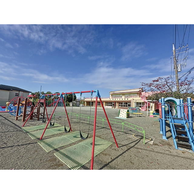 幼稚園・保育園　綾瀬中央幼稚園（幼稚園・保育園）まで300m