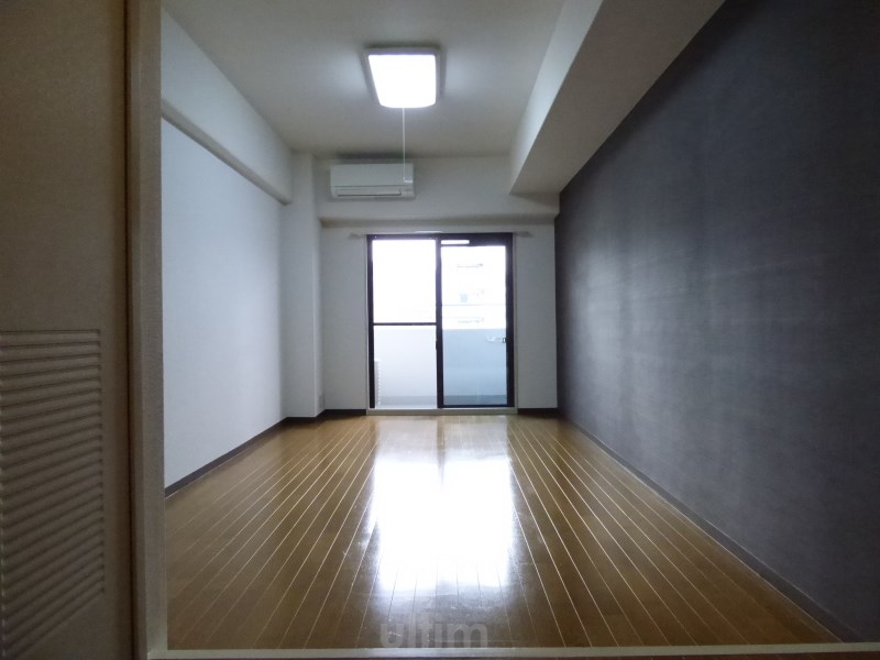 居室・リビング　別の部屋の写真