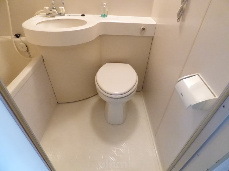 トイレ　別の部屋の写真