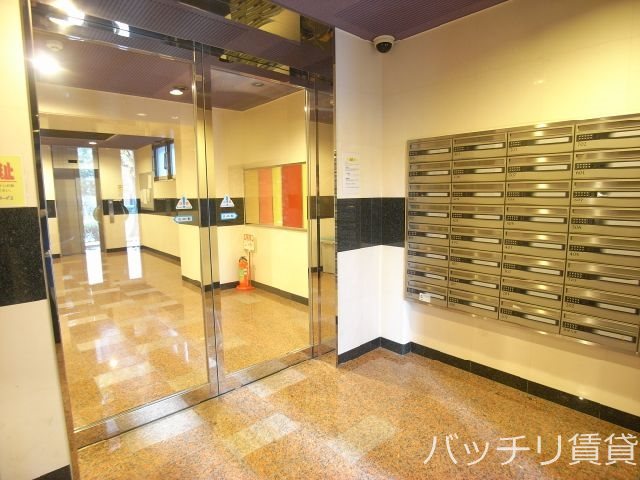 エントランス　※同型タイプの為現状優先