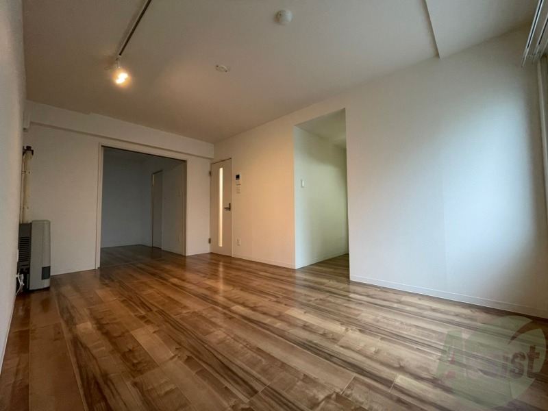 居室・リビング　広くてキレイなお部屋が広がっていて、充実した生活が送れそう。
