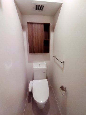 エムライズ兵庫駅前通のトイレ写真