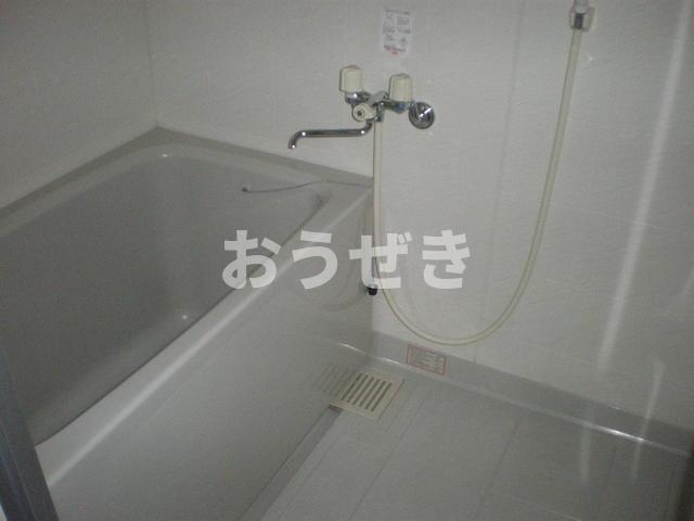 バス・シャワールーム　?