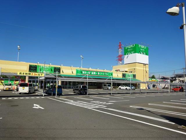 スーパー　フードワン綾瀬店（スーパー）まで592m