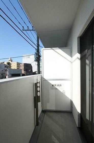 バルコニー　※同仕様写真含む