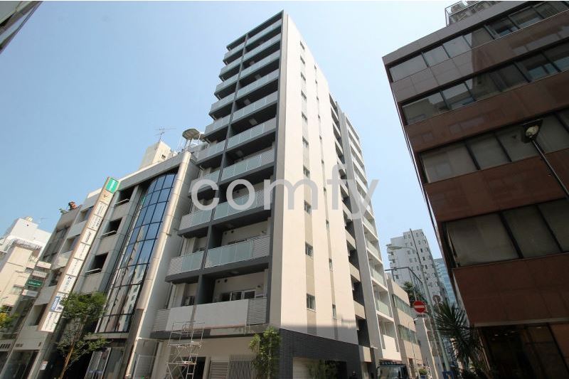 建物外観　タイル貼りの重厚感のある外観