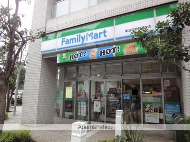 その他　【コンビニエンスストア】ファミリーマート　東池袋春日通り店（その他）まで142m