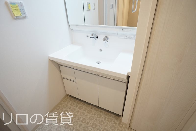 洗面設備　同型タイプ