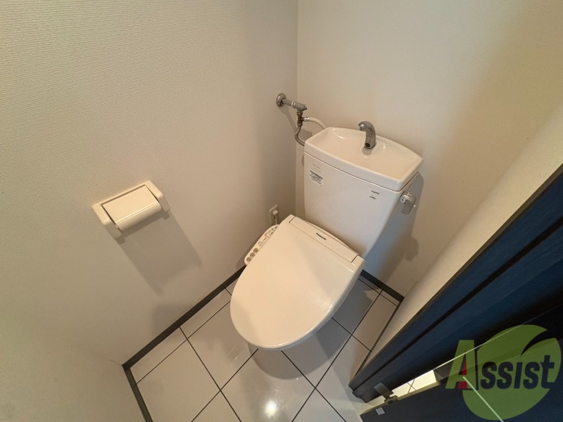 トイレ　トイレです。ウォシュレット付を探している方、おすすめです。