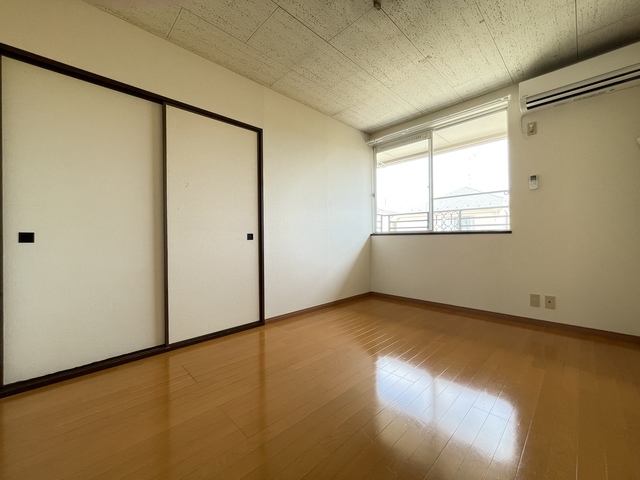 居室・リビング　※別部屋参考写真