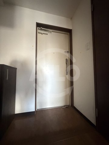 玄関　アンリ北詰　玄関